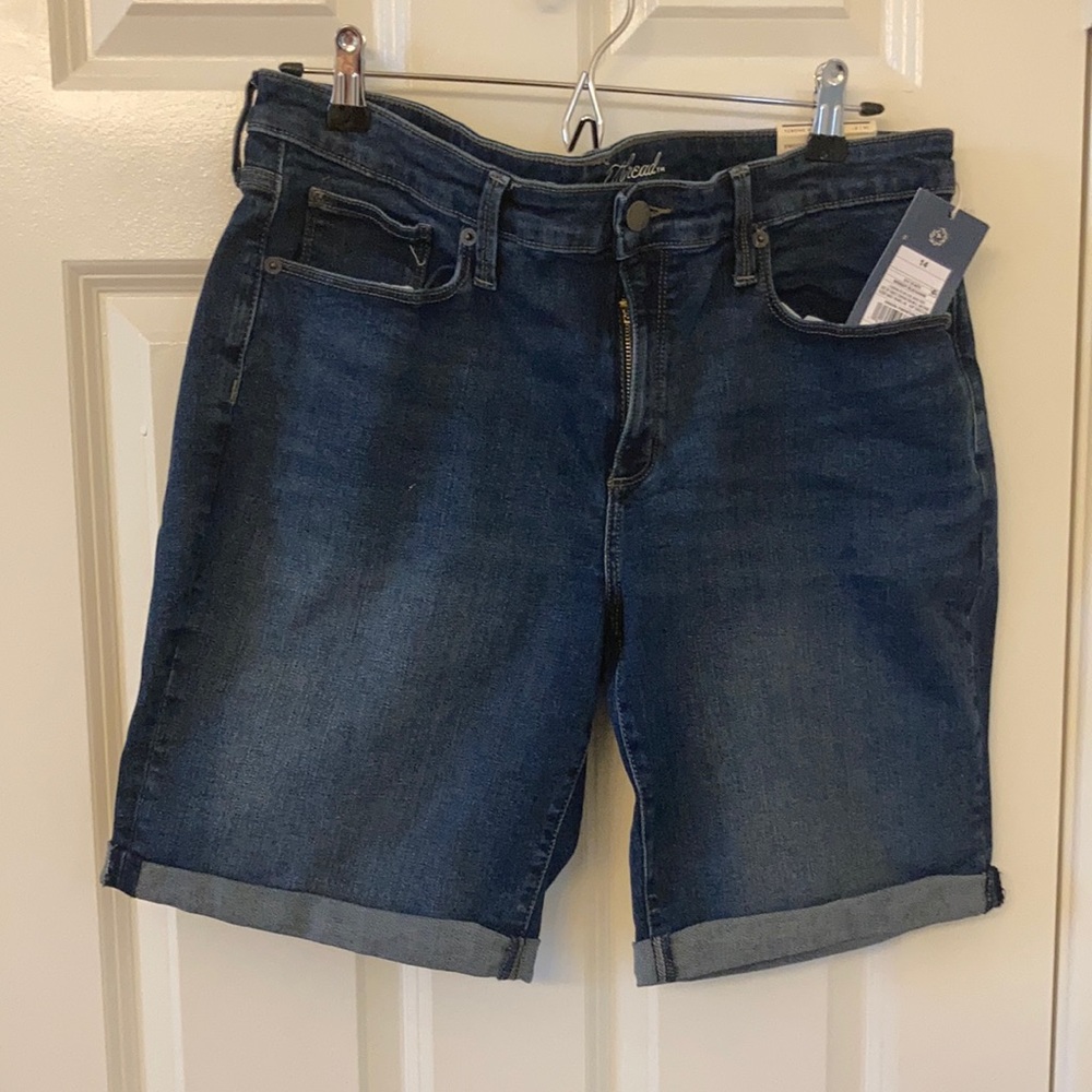 Universal Thread Shorts